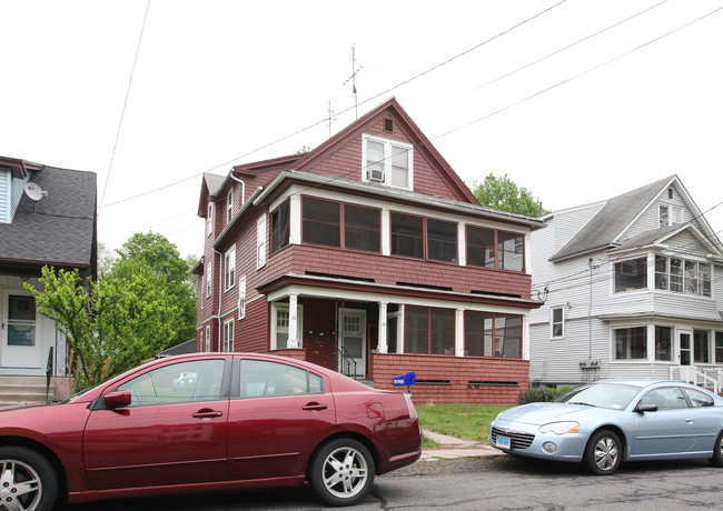 30-32 Hanmer St in East Hartford, CT - Building Photo - Building Photo