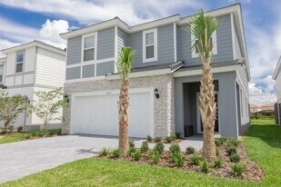 7215 Oakmoss Loop in Davenport, FL - Building Photo