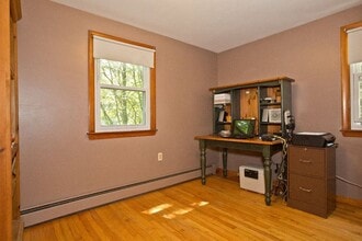 269 Portland St in Yarmouth, ME - Building Photo - Building Photo