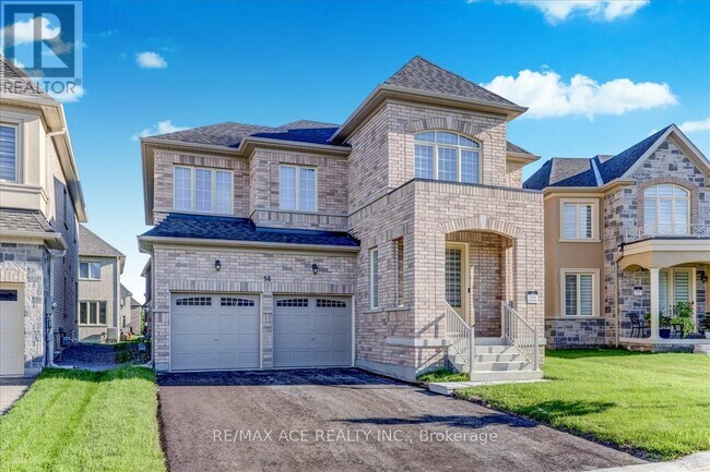 14 Hitching Post in Georgina, ON - Building Photo - Building Photo