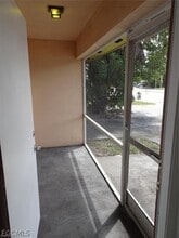 221 Cape Coral Pkwy W in Cape Coral, FL - Building Photo - Building Photo