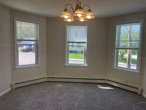 149 Broadway, Unit 1 in Taunton, MA - Building Photo - Building Photo