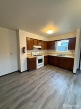 710-712-712 Drake Ave in Middlesex, NJ - Building Photo - Building Photo