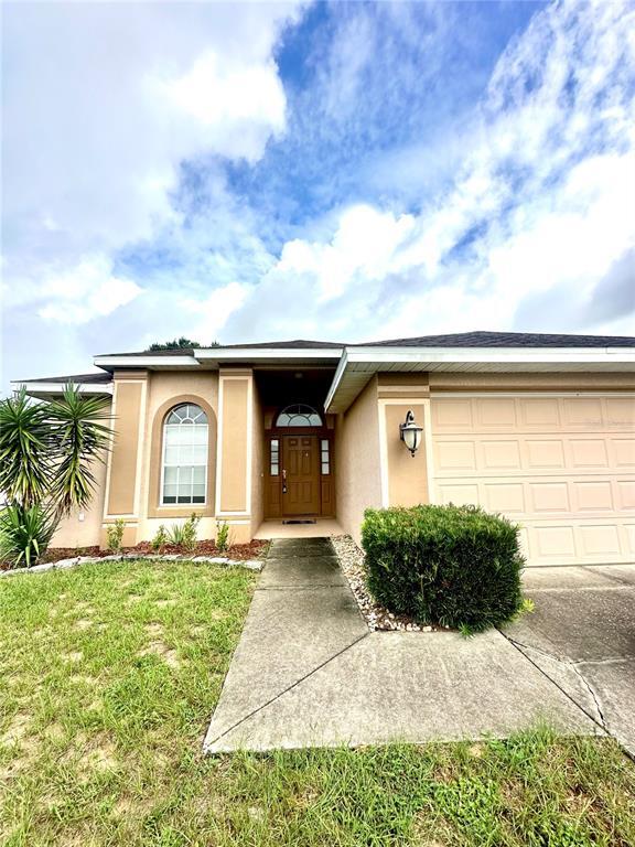 946 Berwick Dr in Davenport, FL - Building Photo - Building Photo