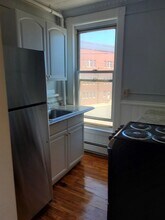 4 Elm St-Unit -301 in Lancaster, NH - Building Photo - Building Photo