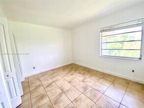 2500 SW 81st Ave, Unit 402 in Davie, FL - Building Photo - Building Photo