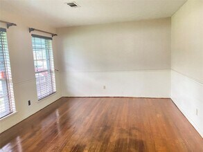 2609 Raspberry Ln in Pasadena, TX - Building Photo - Building Photo