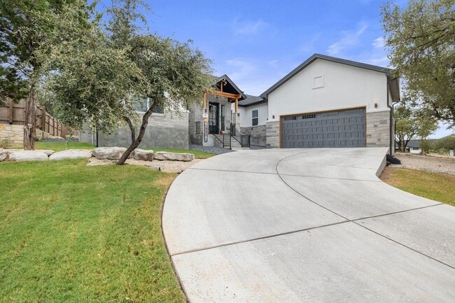96 Primrose Ln in Marble Falls, TX - Building Photo - Building Photo