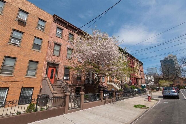 property at 212 5th St