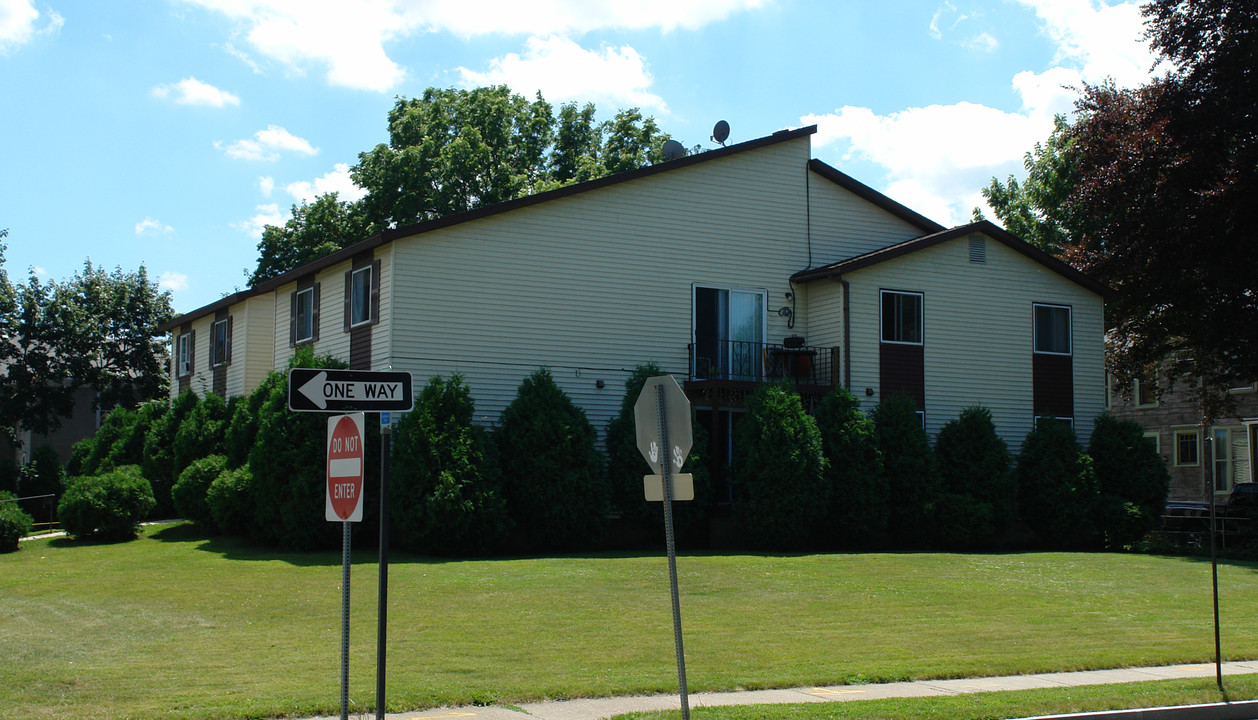 601 A Park Ave in Syracuse, NY - Foto de edificio