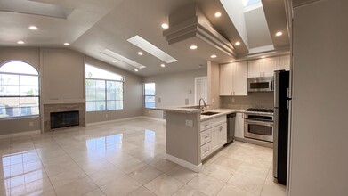 4535-4537 52nd St. in San Diego, CA - Building Photo - Interior Photo