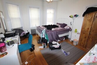 1556 Cambridge St, Unit 1 in Cambridge, MA - Building Photo - Building Photo