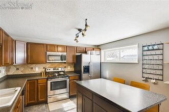 2910 Garland Terrace in Colorado Springs, CO - Building Photo - Building Photo