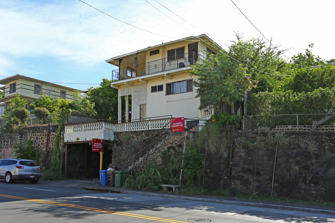 1853 Kalihi St in Honolulu, HI - Building Photo