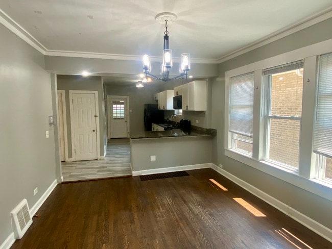 5639 S Fairfield Ave in Chicago, IL - Building Photo - Building Photo