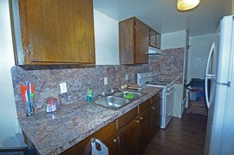 Villa Madrid Apartments in Wichita Falls, TX - Foto de edificio - Interior Photo