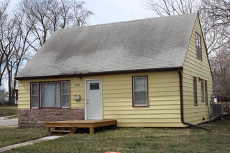 209 N Wilmoth Ave in Ames, IA - Building Photo - Building Photo