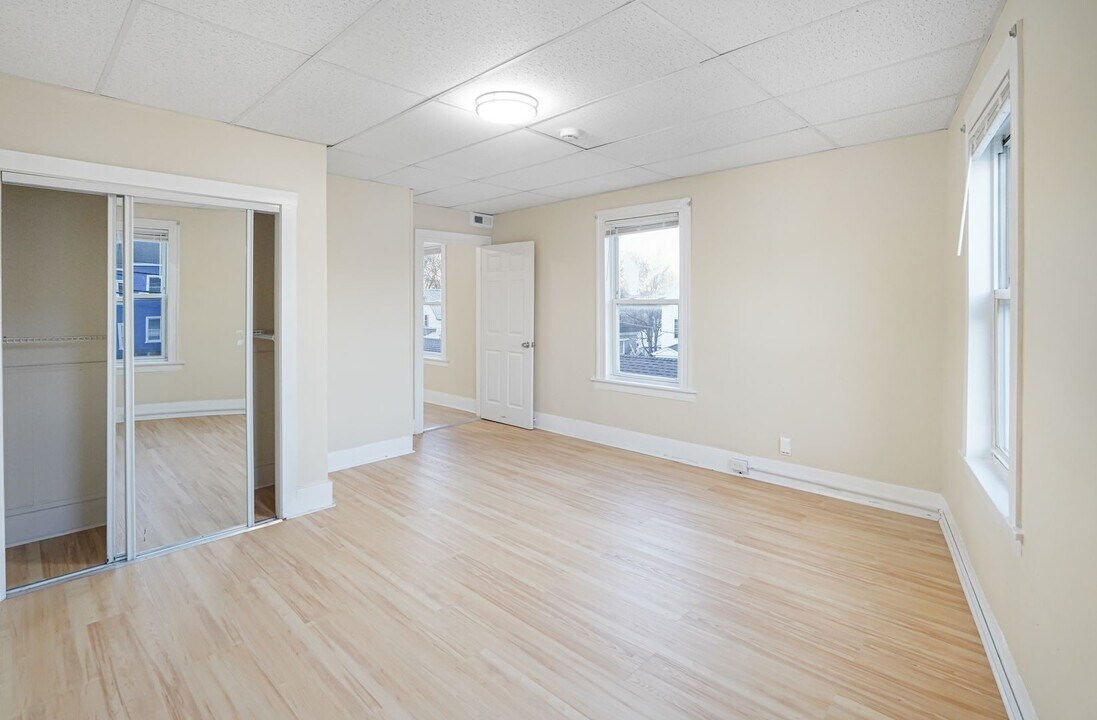 168 Lunenburg St in Fitchburg, MA - Building Photo