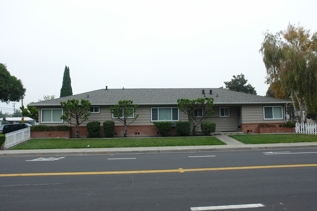 2300 Monroe St in Santa Clara, CA - Building Photo - Building Photo