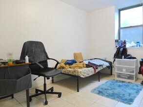1682 Commonwealth Ave, Unit 1 in Boston, MA - Building Photo - Building Photo