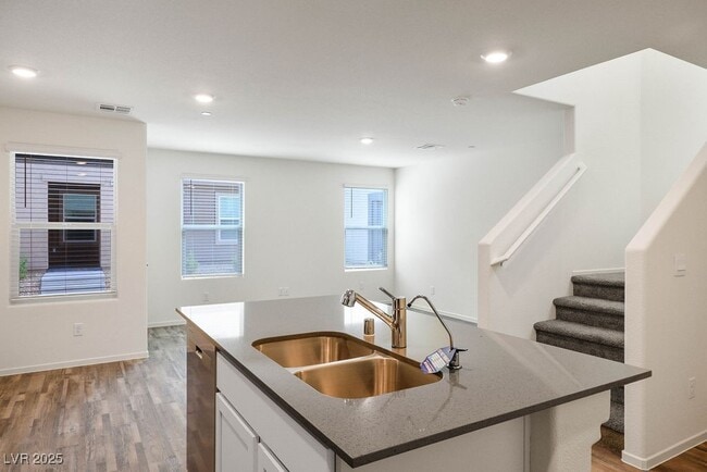 property at 6184 Hibiscus Gdn St