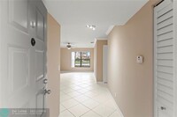 4498 Carambola Cir N in Coconut Creek, FL - Building Photo - Building Photo