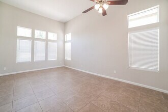 907 N Red Rock St in Gilbert, AZ - Building Photo - Building Photo