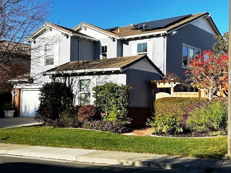 36 Brookline Dr in Novato, CA - Building Photo