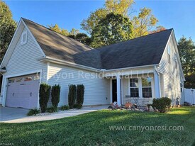 1837 Pope Hill Ct in Kernersville, NC - Building Photo