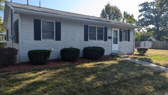 720 Fraser St in Saginaw, MI - Building Photo