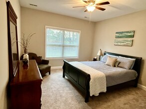 122 Cedar Lake Rd in Toney, AL - Foto de edificio - Building Photo