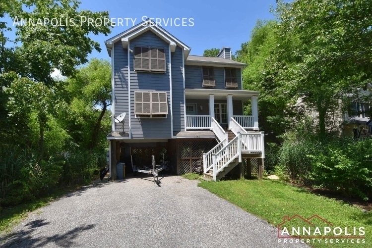 1346 Fishing Creek Rd in Annapolis, MD - Building Photo