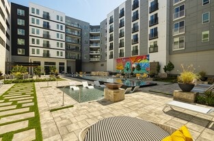 Helix in Chesapeake, VA - Building Photo