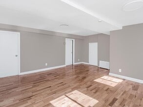 665 Warburton Ave in Yonkers, NY - Building Photo - Building Photo