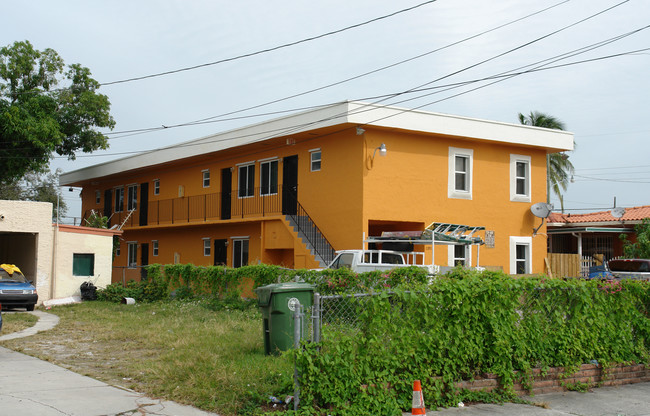 1911 NW Flagler Ter in Miami, FL - Building Photo - Building Photo