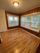 112 Velma Ave in South Roxana, IL - Building Photo - Building Photo