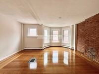 104 Saint Botolph St, Unit 3 in Boston, MA - Building Photo - Building Photo