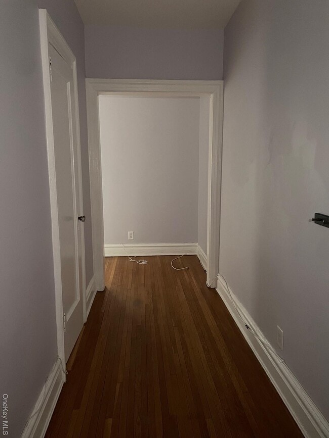 77-20 Austin St in Queens, NY - Building Photo - Building Photo
