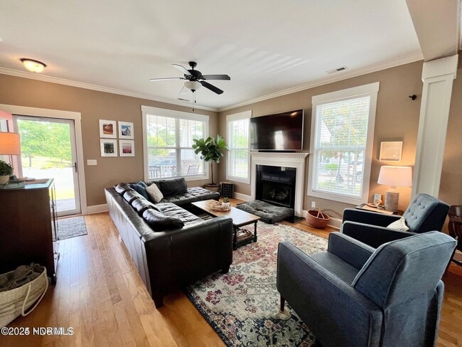 817 Wildflower Dr in Surf City, NC - Building Photo - Building Photo