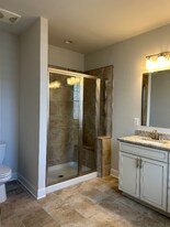 7511 Crowley St in Elkridge, MD - Building Photo