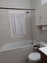 4919 E 107th St in Garfield Heights, OH - Building Photo - Building Photo