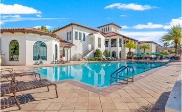 6012 Yeats Manor Dr in Tampa, FL - Building Photo - Building Photo