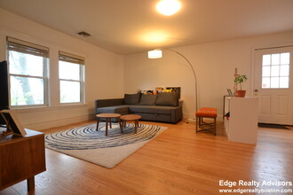 141 Nottinghill Rd in Boston, MA - Building Photo - Building Photo