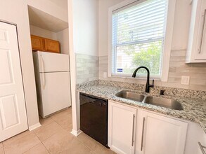 3575 SW 30th Way in Gainesville, FL - Building Photo - Building Photo