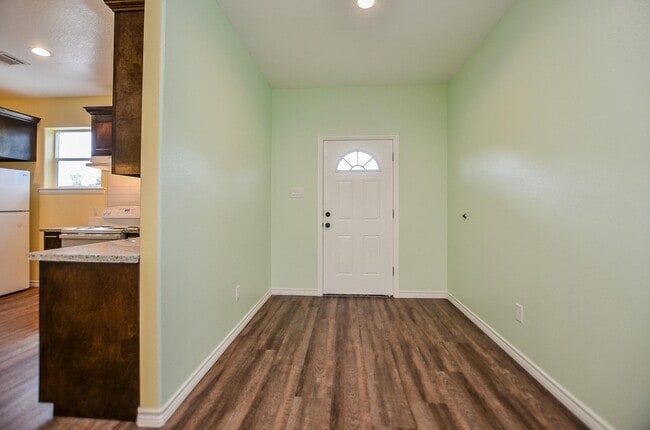 property at 239 Broadhurst Dr