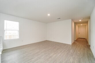 5754 Companion Lp in Bulverde, TX - Building Photo - Building Photo