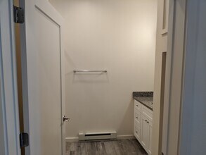 557 Oppenheimer Dr in Los Alamos, NM - Building Photo - Building Photo
