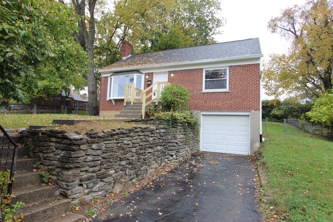 1646 Raglan St in Cincinnati, OH - Building Photo - Building Photo