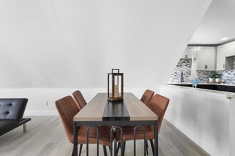 1824 Lake St in Oviedo, FL - Building Photo - Building Photo