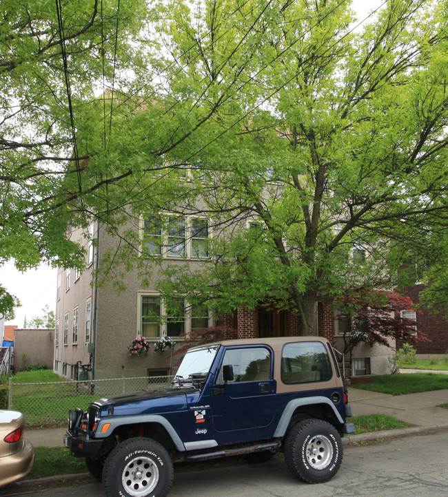 144 Oak St in Binghamton, NY - Building Photo - Building Photo